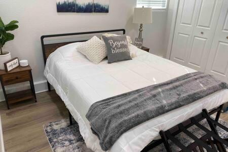 Country Charmer Single Story Cottage Pet Friendly Loomis Екстер'єр фото